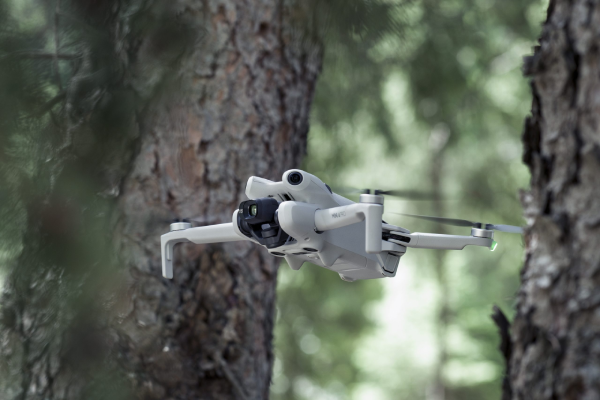DJI MINI 4 PRO RC 2 – COMBO — detalhes do produto